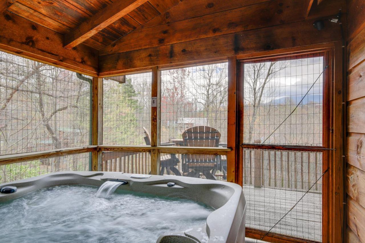 Smoky Mountains Cabin With Hot Tub, Deck And Views! Sevierville Kültér fotó