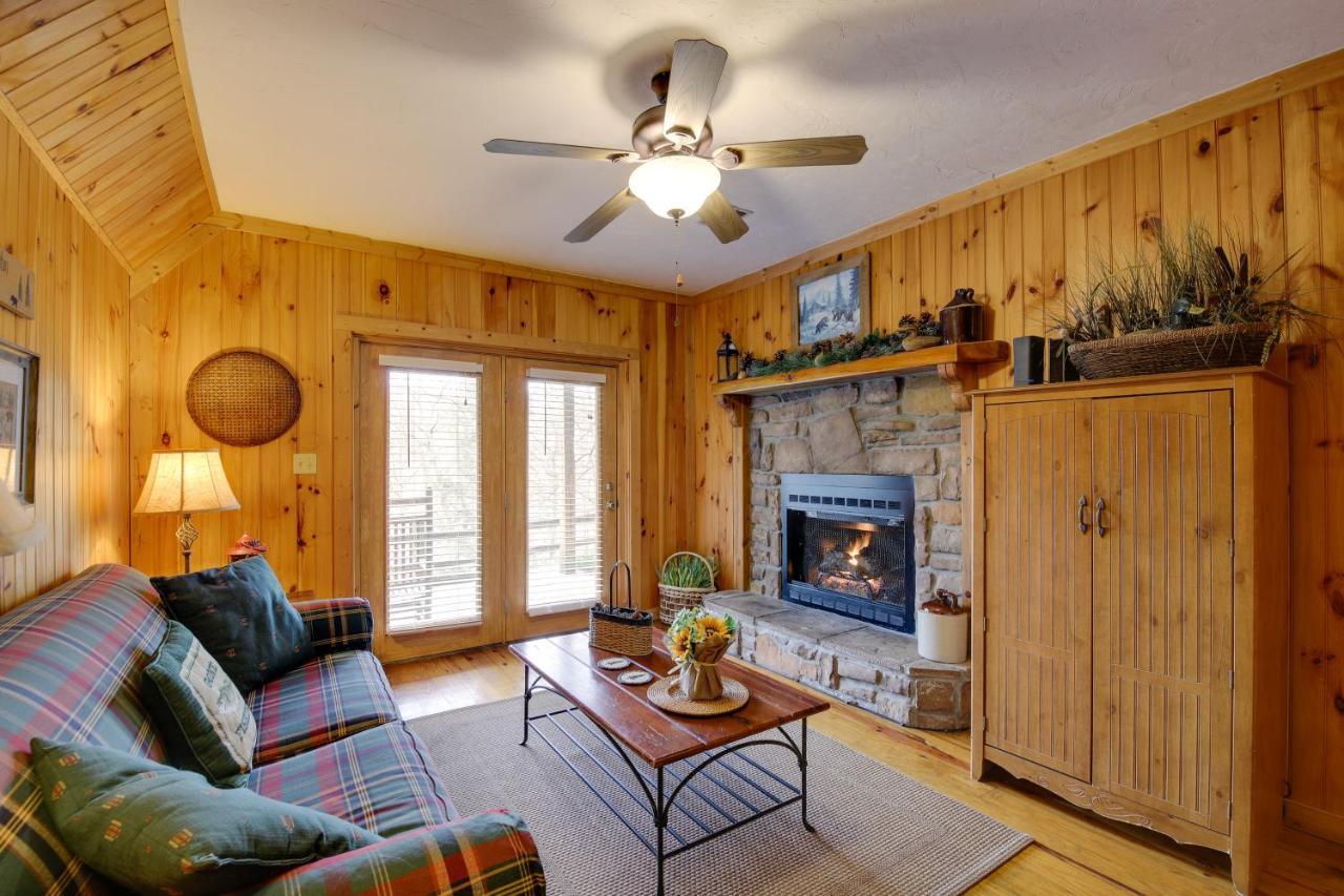 Smoky Mountains Cabin With Hot Tub, Deck And Views! Sevierville Kültér fotó