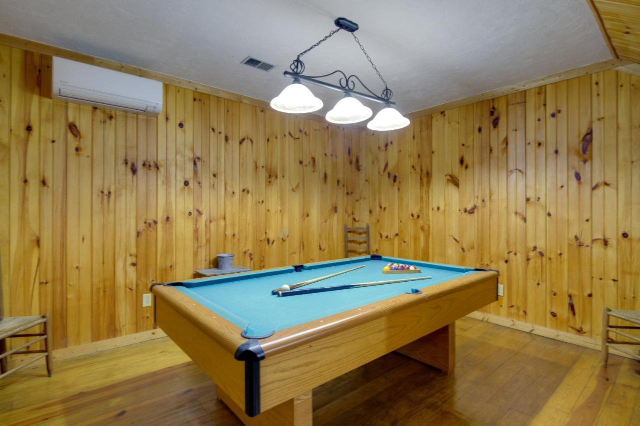 Smoky Mountains Cabin With Hot Tub, Deck And Views! Sevierville Kültér fotó