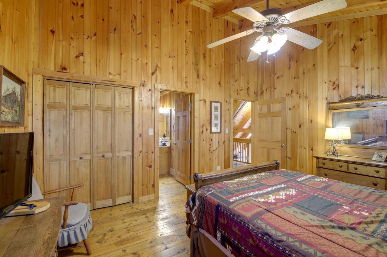 Smoky Mountains Cabin With Hot Tub, Deck And Views! Sevierville Kültér fotó