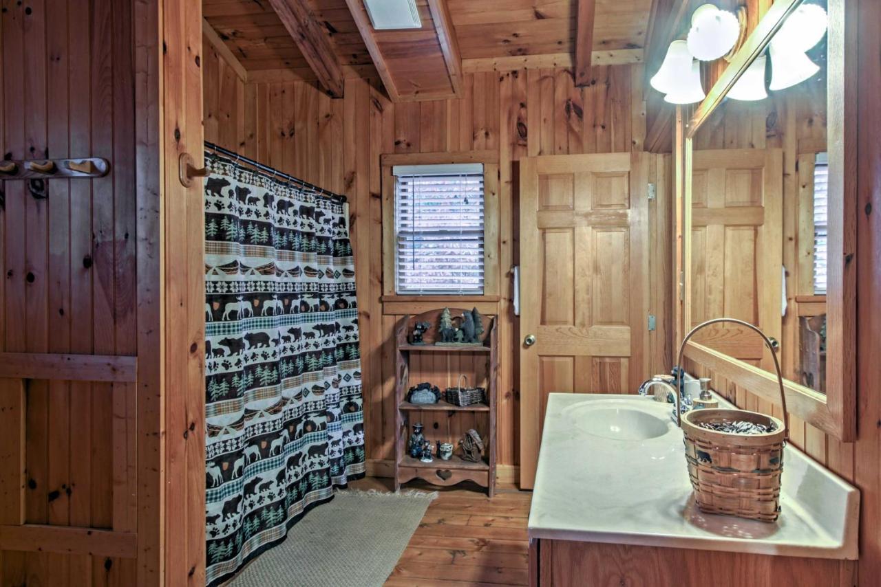 Smoky Mountains Cabin With Hot Tub, Deck And Views! Sevierville Kültér fotó